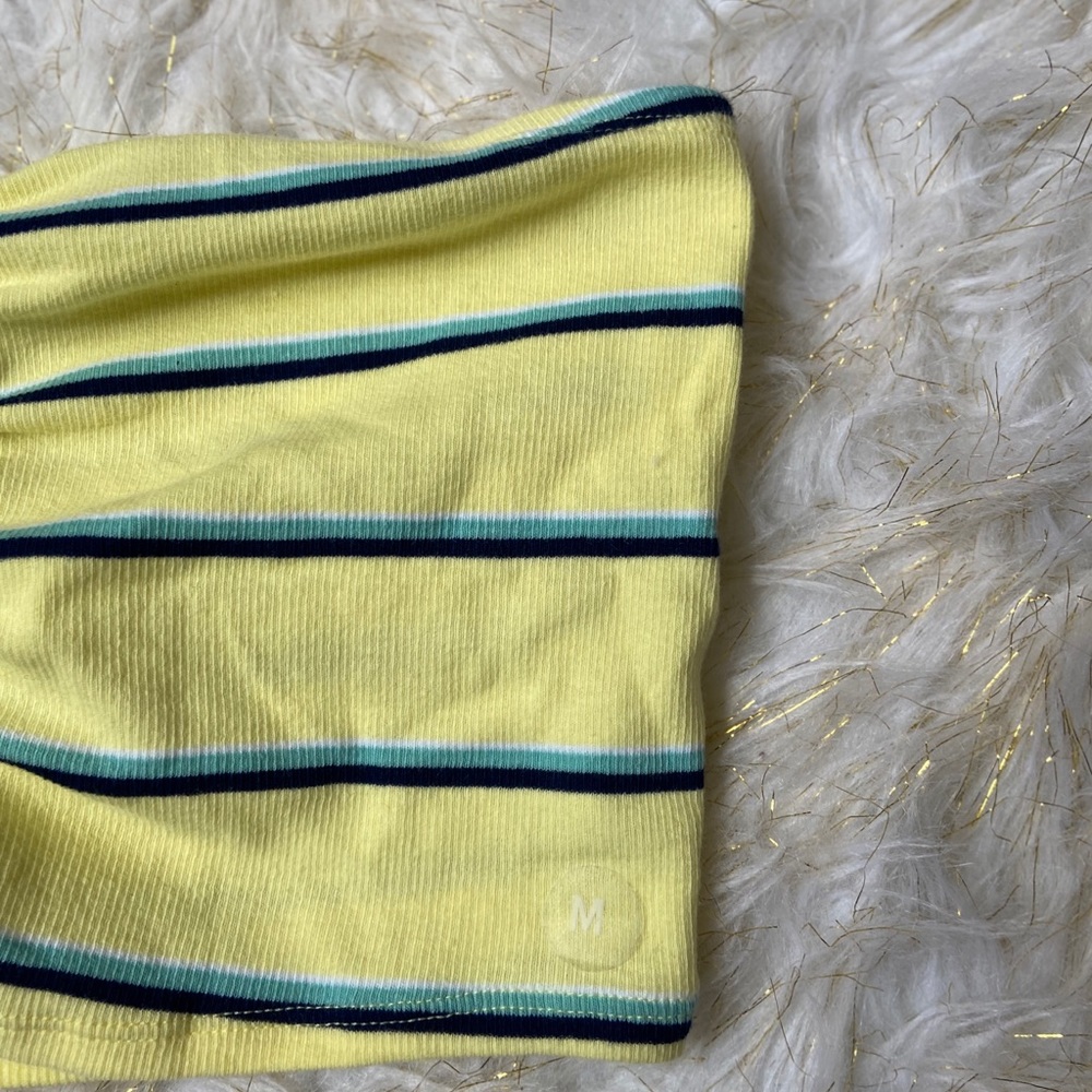 Basics || Tube Top - Picture 4 of 4